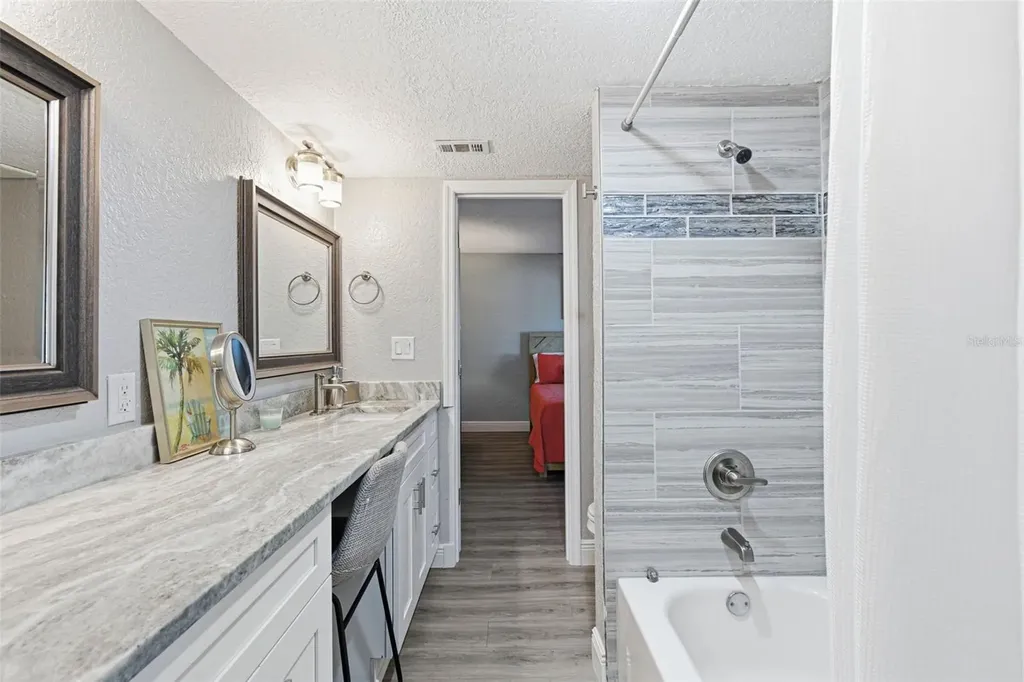 3775 40th Lane S St Petersburg FL 33711