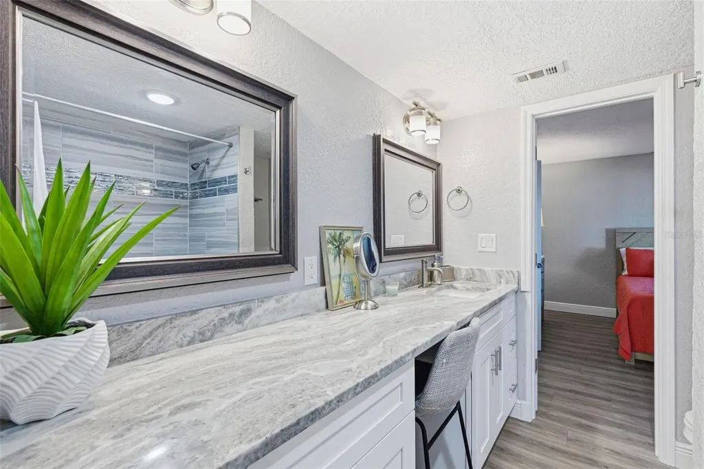 3775 40th Lane S St Petersburg FL 33711