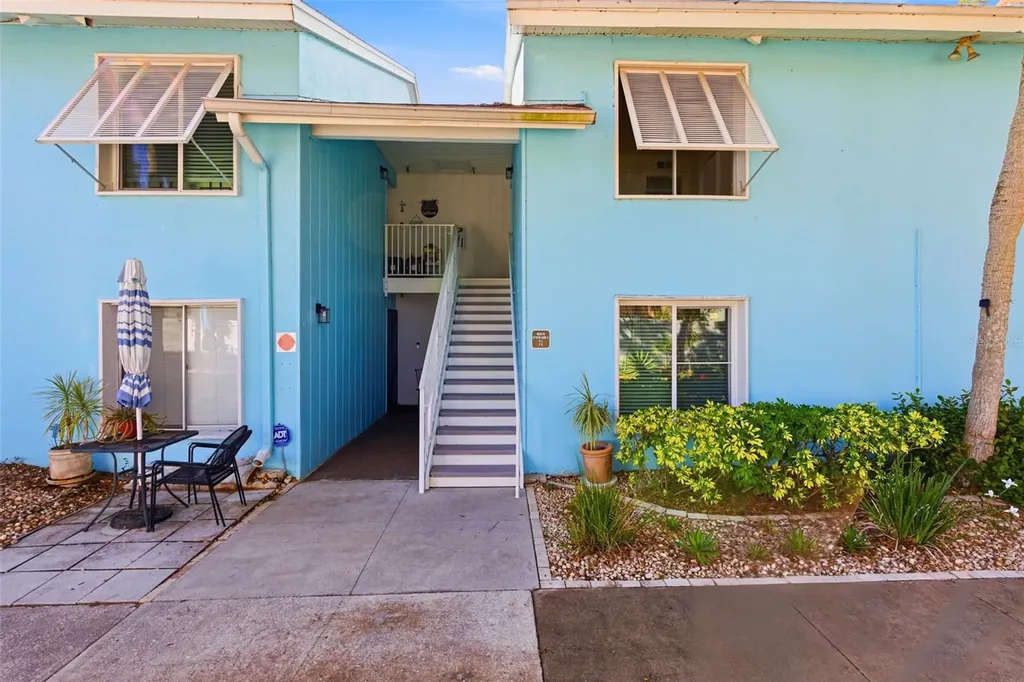 3775 40th Lane S St Petersburg FL 33711