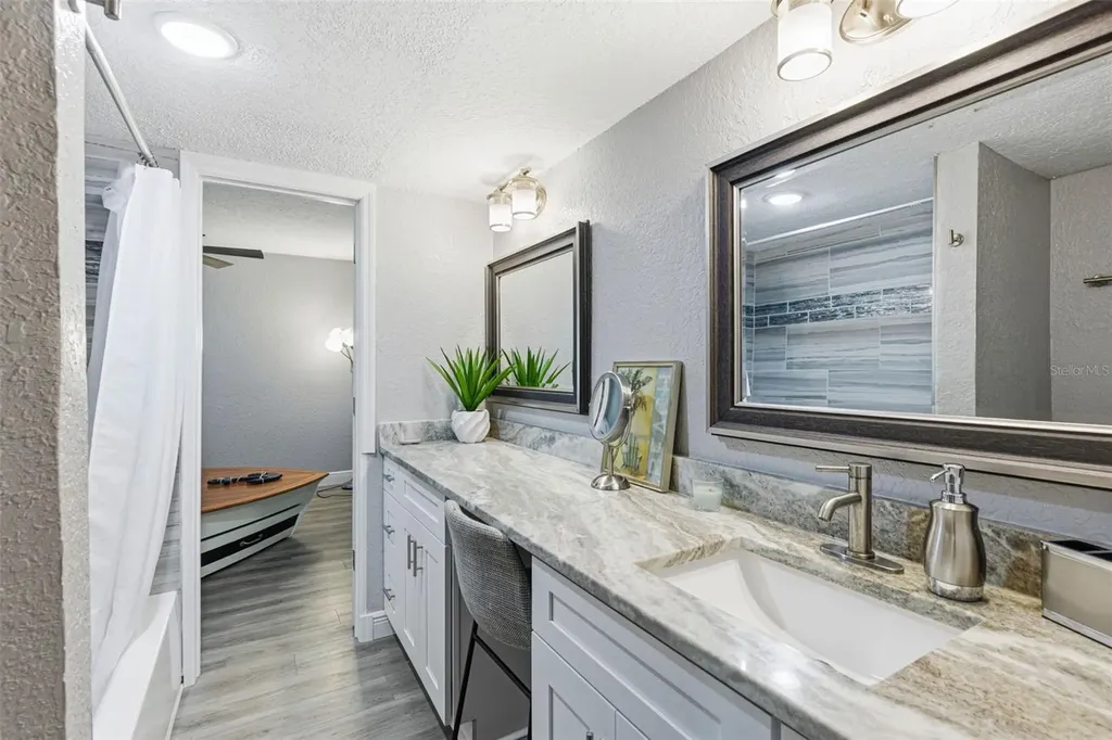 3775 40th Lane S St Petersburg FL 33711