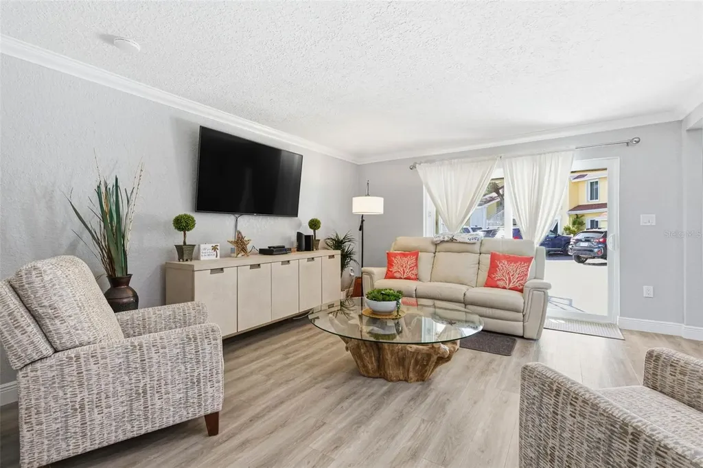 3775 40th Lane S St Petersburg FL 33711