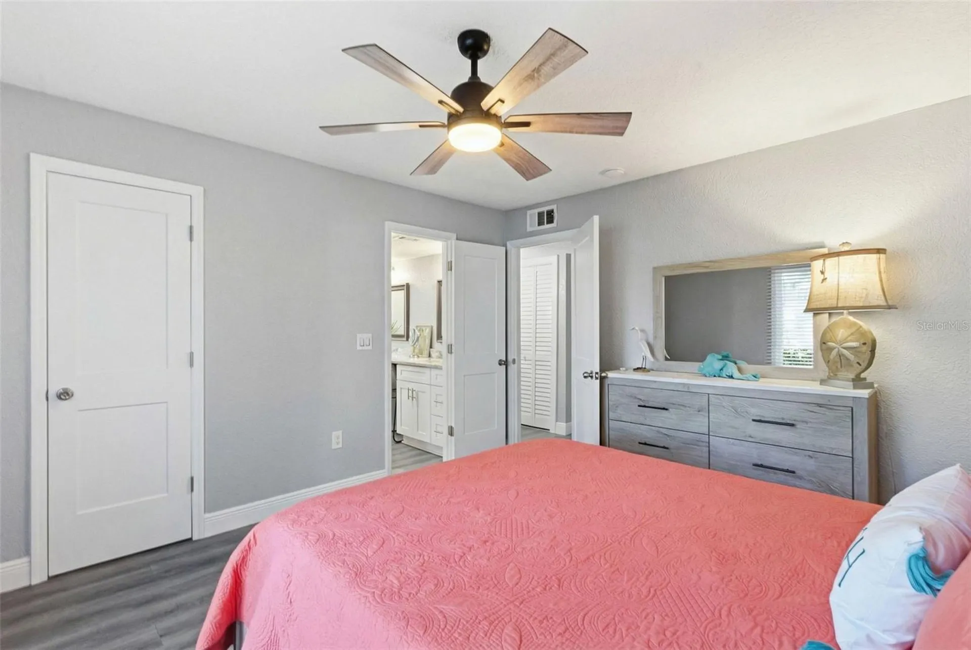 3775 40th Lane S St Petersburg FL 33711