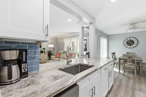 3775 40th Lane S St Petersburg FL 33711