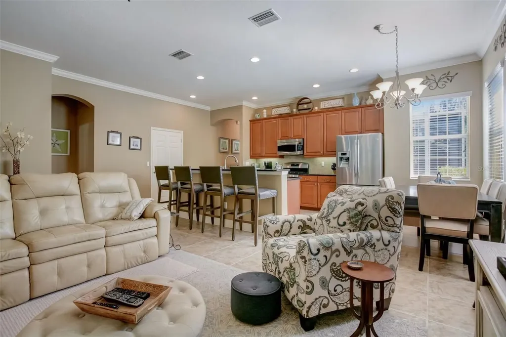 219 Sunset Crest Court Apollo Beach FL 33572