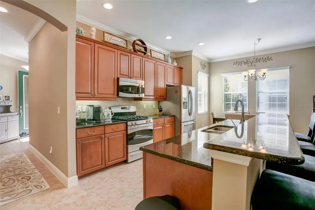 219 Sunset Crest Court Apollo Beach FL 33572
