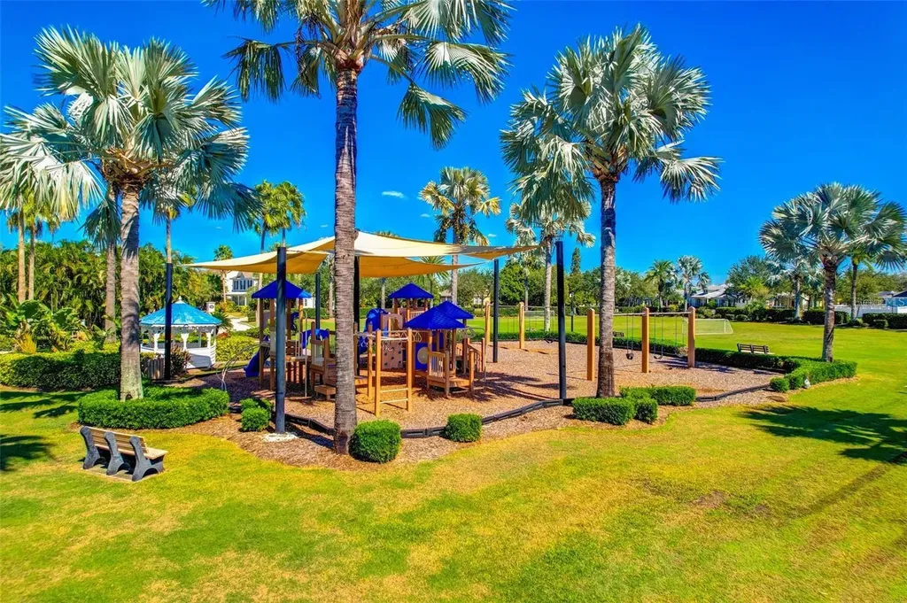 219 Sunset Crest Court Apollo Beach FL 33572