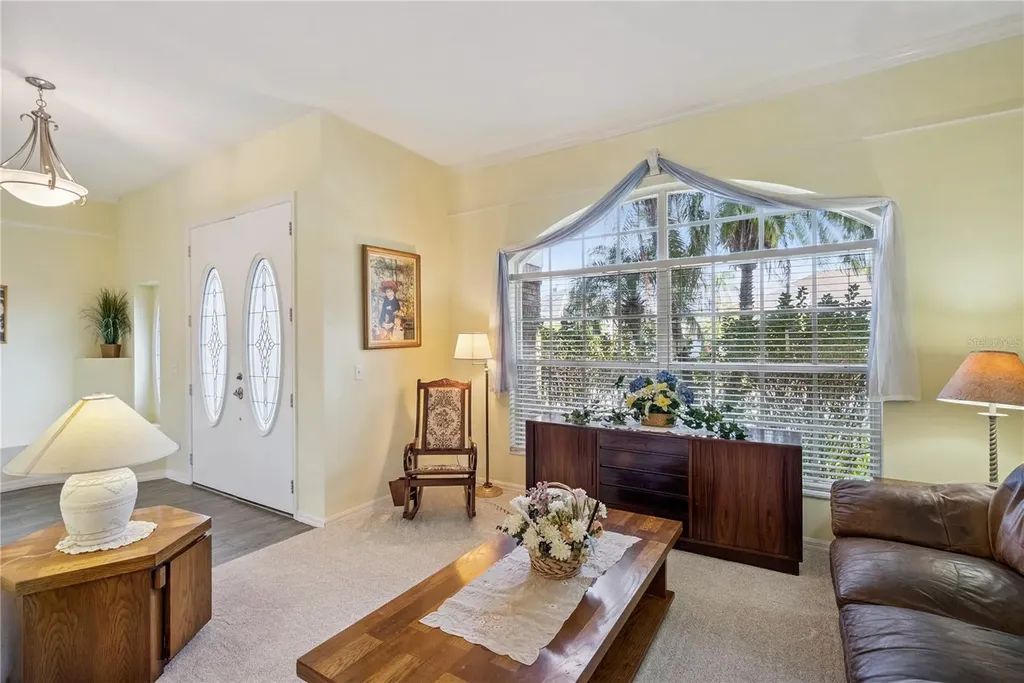 639 Lakehaven Circle Orlando FL 32828