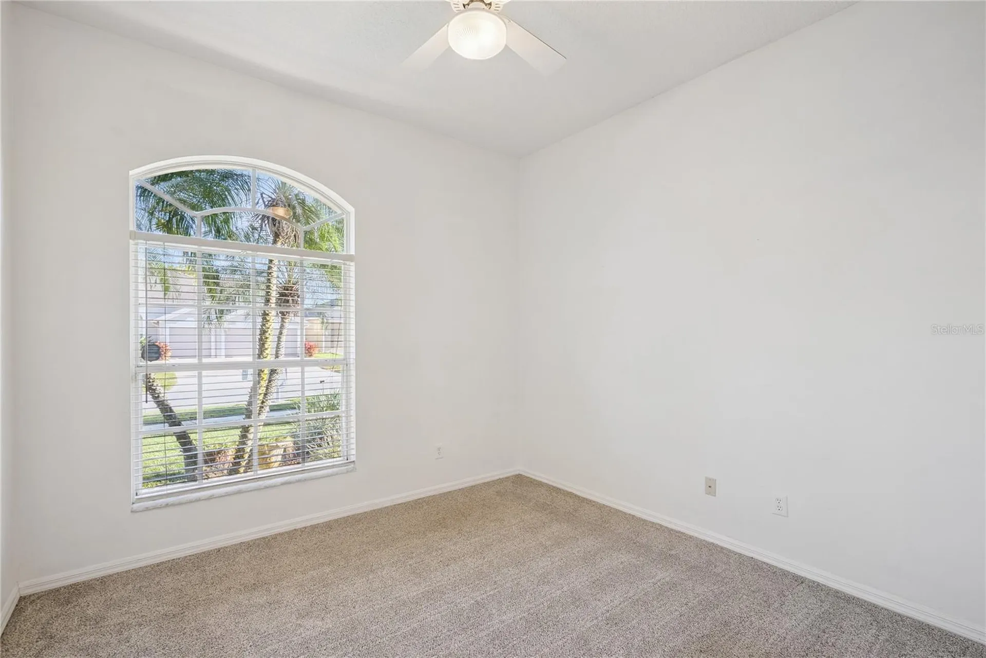 639 Lakehaven Circle Orlando FL 32828