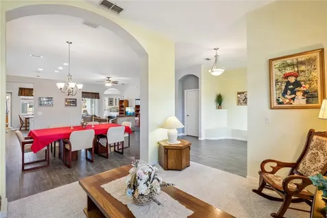 639 Lakehaven Circle Orlando FL 32828