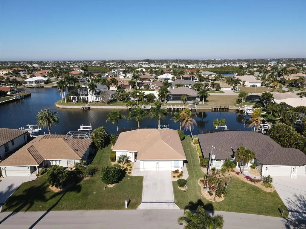 523 La Caruna Court Punta Gorda FL 33950