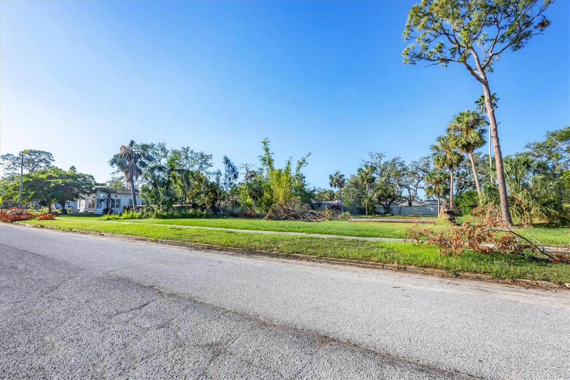 7332 Phillips Street Sarasota FL 34243