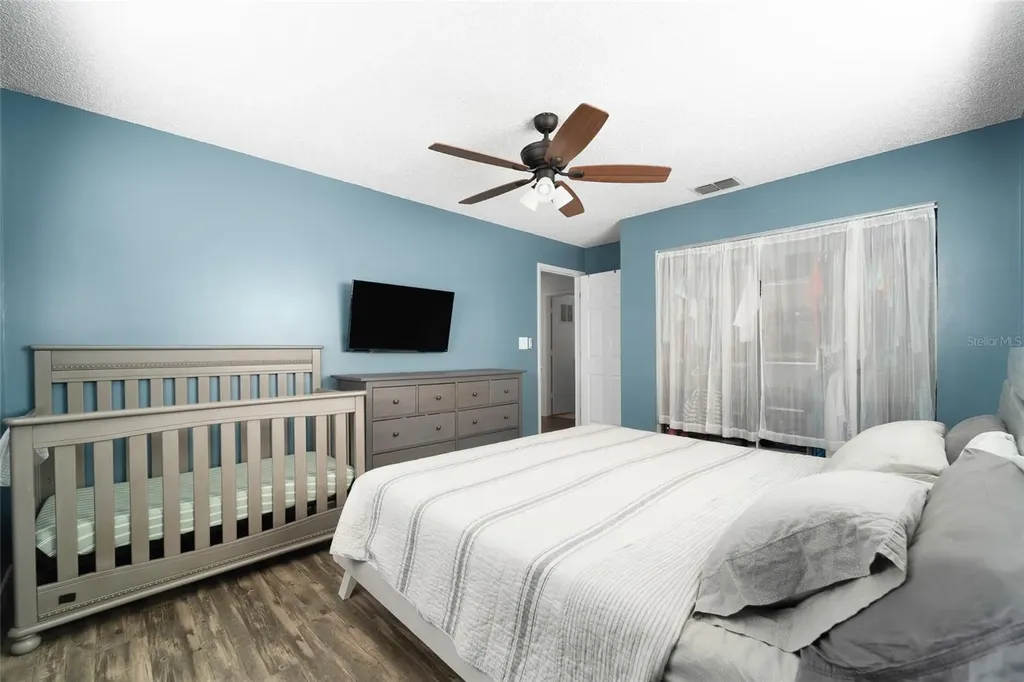 1221 36th Terrace N St Petersburg FL 33704