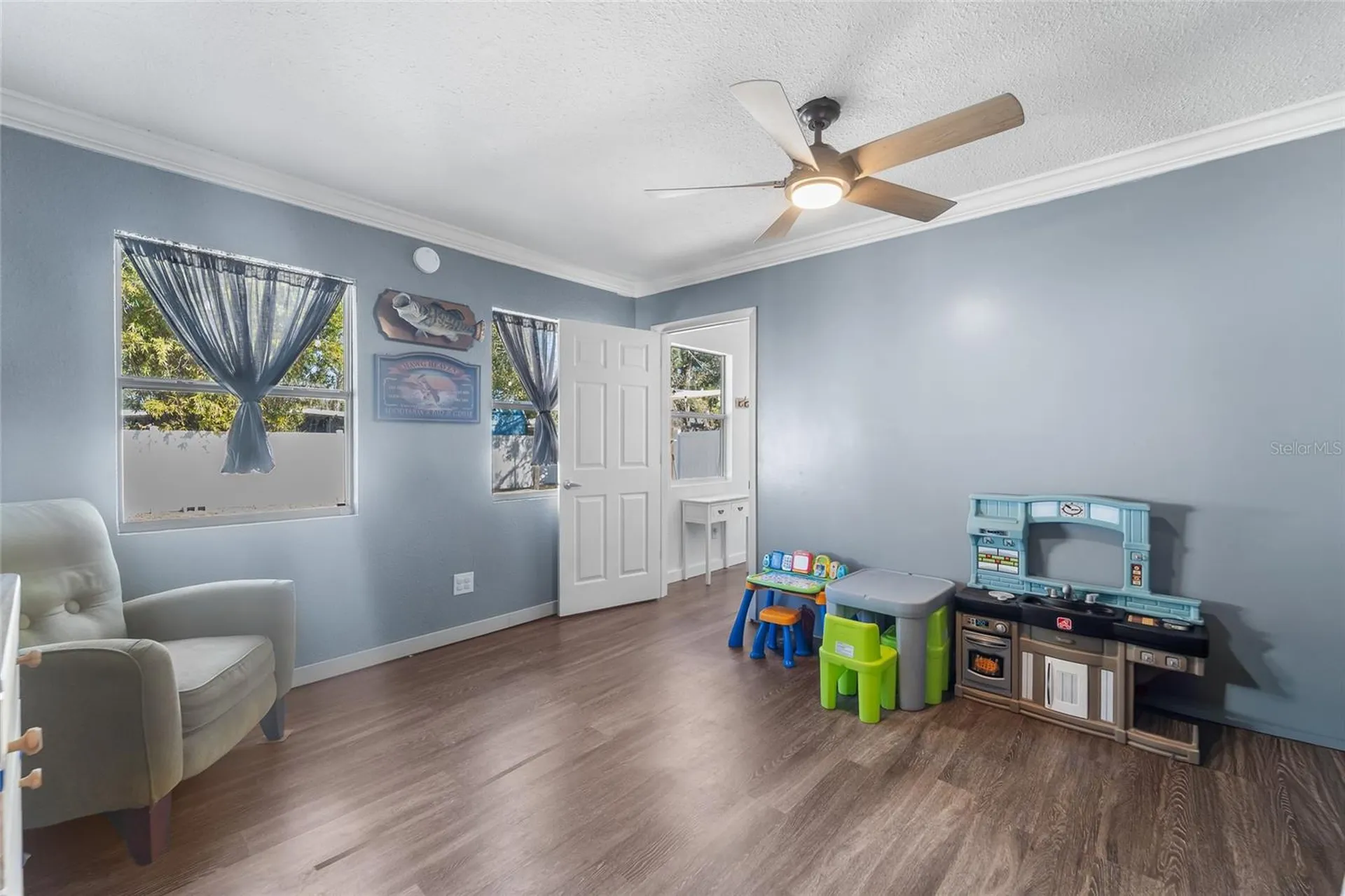 1221 36th Terrace N St Petersburg FL 33704