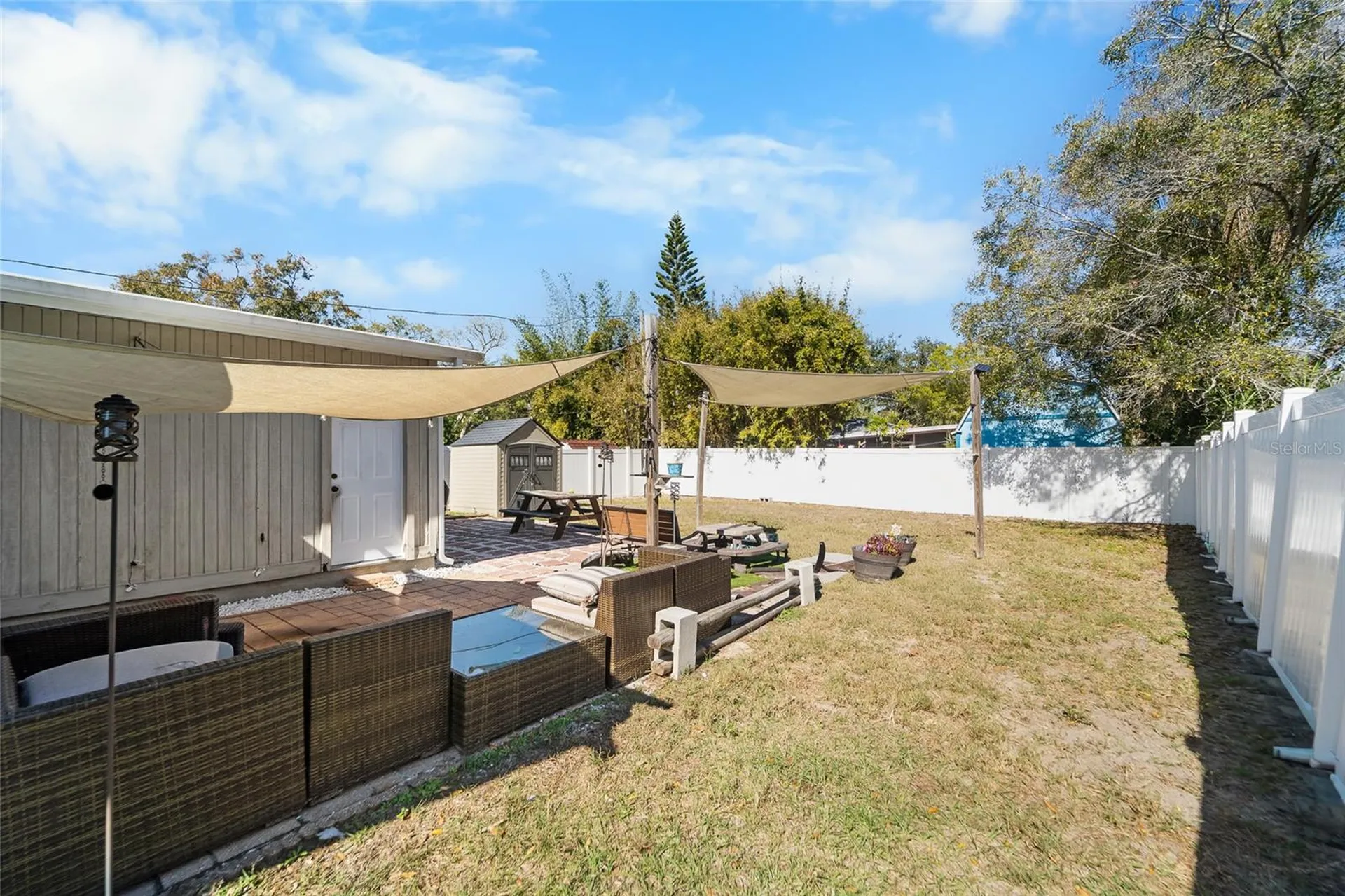 1221 36th Terrace N St Petersburg FL 33704