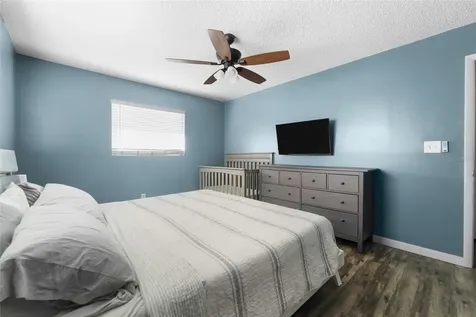 1221 36th Terrace N St Petersburg FL 33704