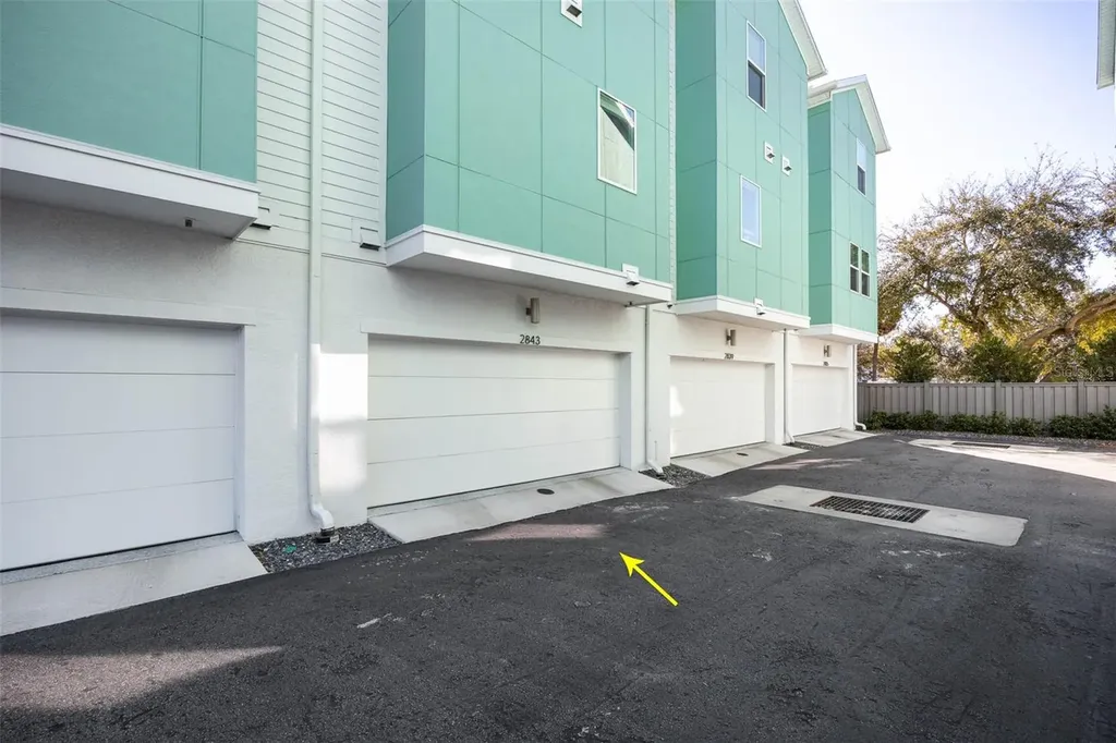 2843 1st Avenue S St Petersburg FL 33712