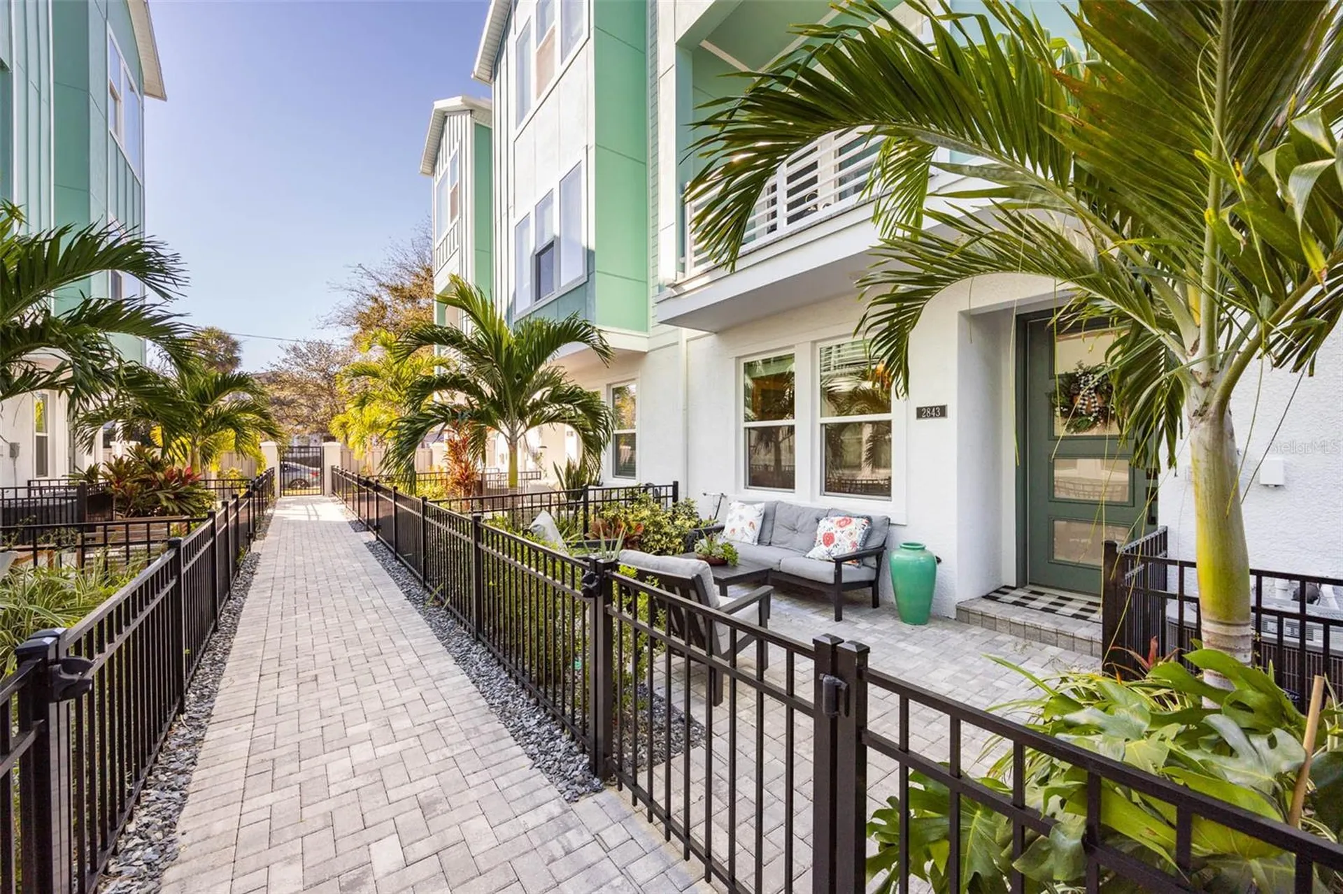 2843 1st Avenue S St Petersburg FL 33712