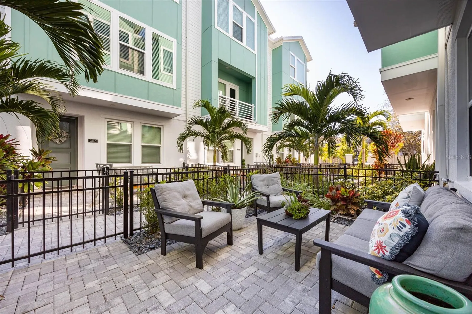2843 1st Avenue S St Petersburg FL 33712