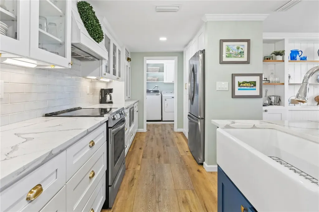 3122 Regatta Circle Sarasota FL 34231
