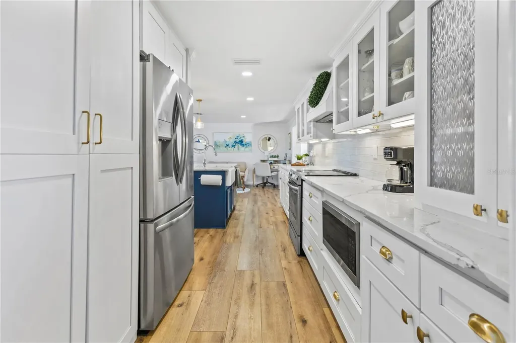 3122 Regatta Circle Sarasota FL 34231