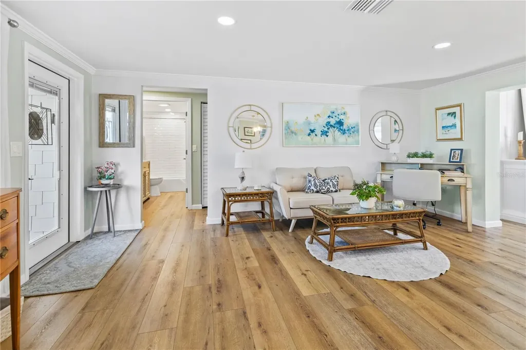3122 Regatta Circle Sarasota FL 34231
