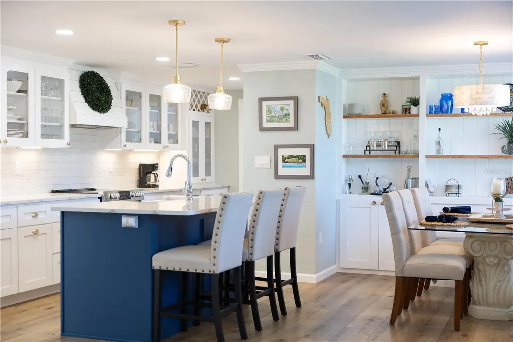 3122 Regatta Circle Sarasota FL 34231