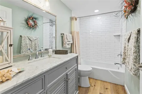 3122 Regatta Circle Sarasota FL 34231
