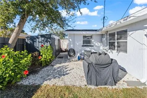3122 Regatta Circle Sarasota FL 34231