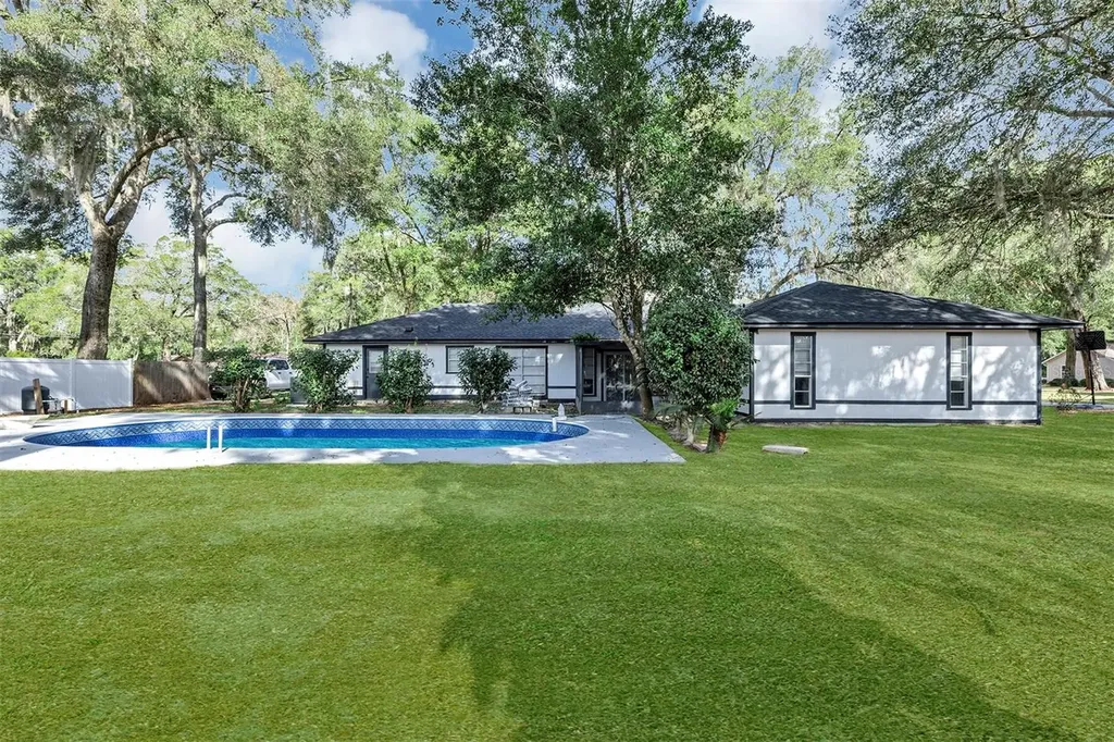 3810 SE 22nd Place Ocala FL 34471