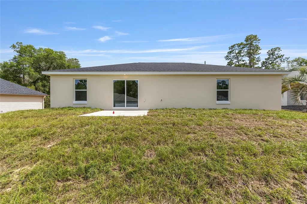 62 Malauka Radial Ocklawaha FL 32179