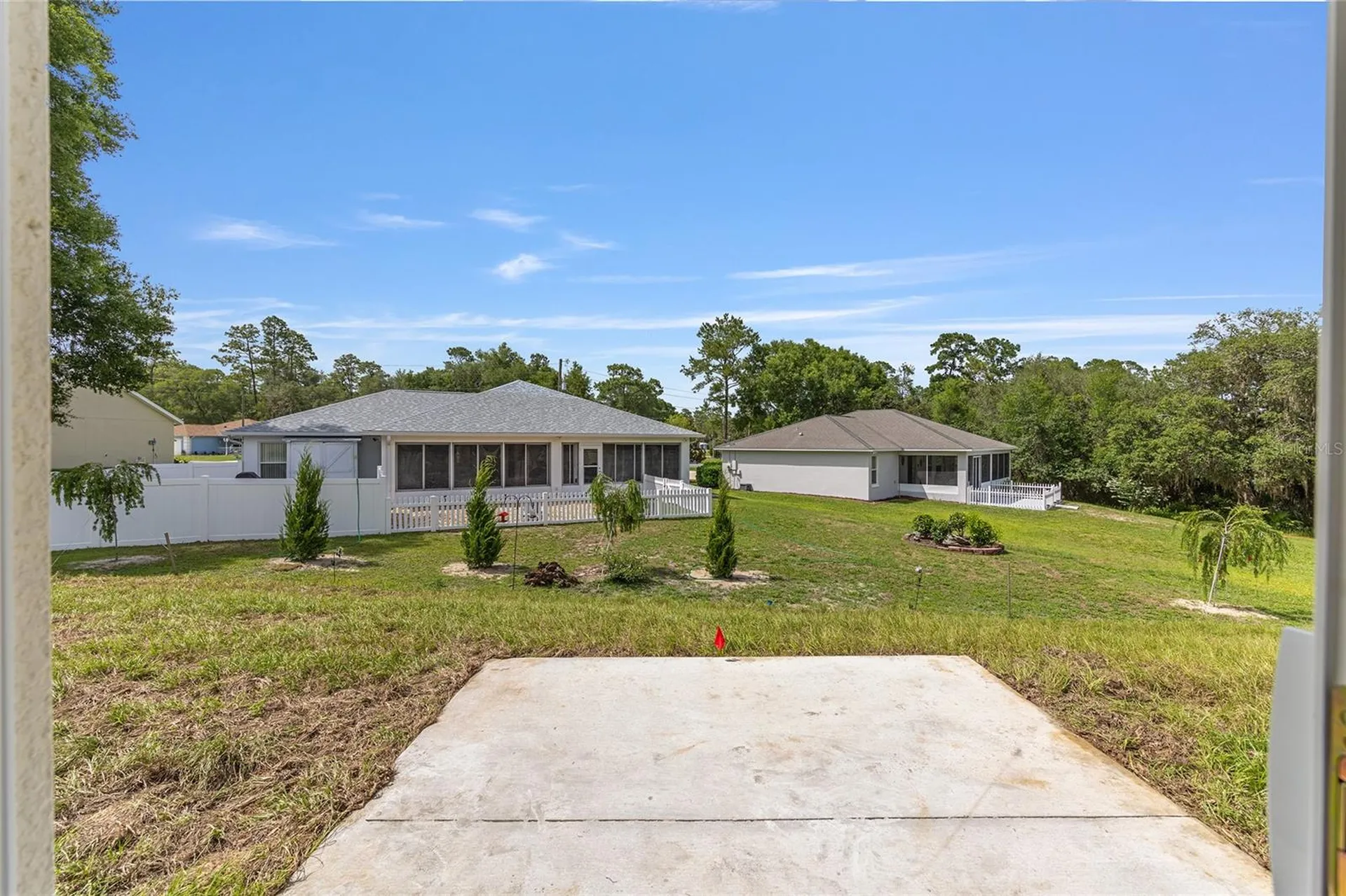62 Malauka Radial Ocklawaha FL 32179