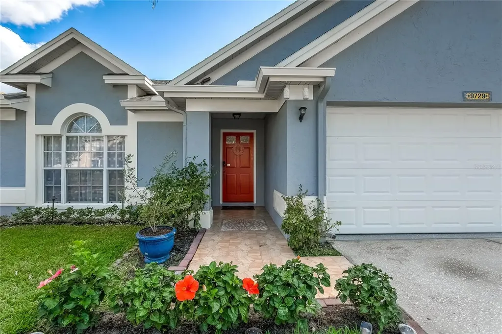 9729 Cypress Shadow Avenue Tampa FL 33647