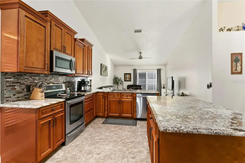 9729 Cypress Shadow Avenue Tampa FL 33647
