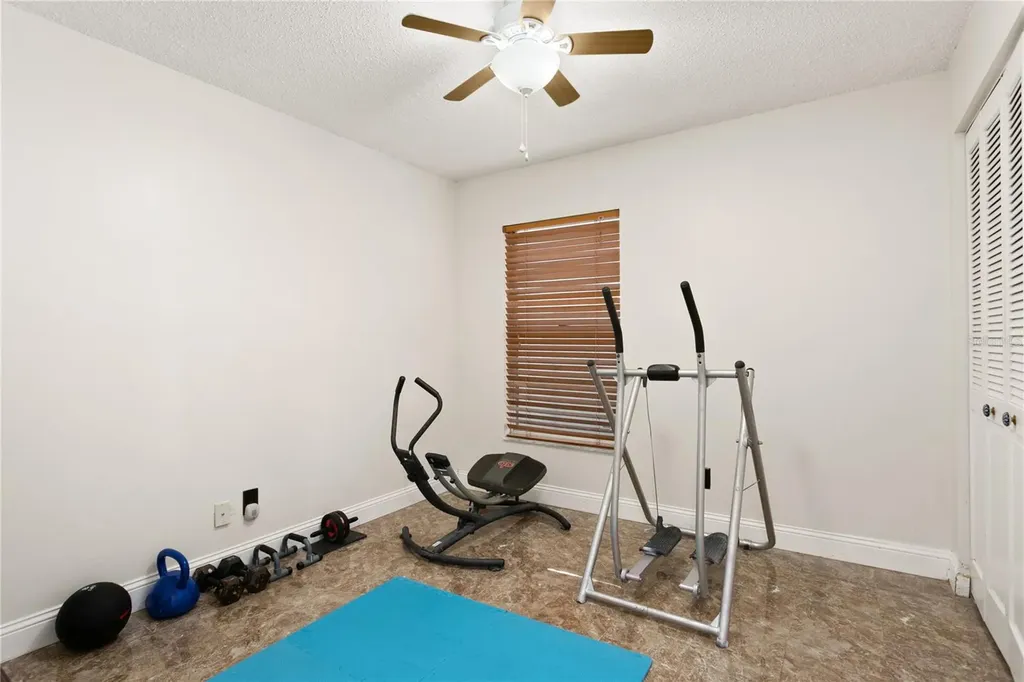 9729 Cypress Shadow Avenue Tampa FL 33647