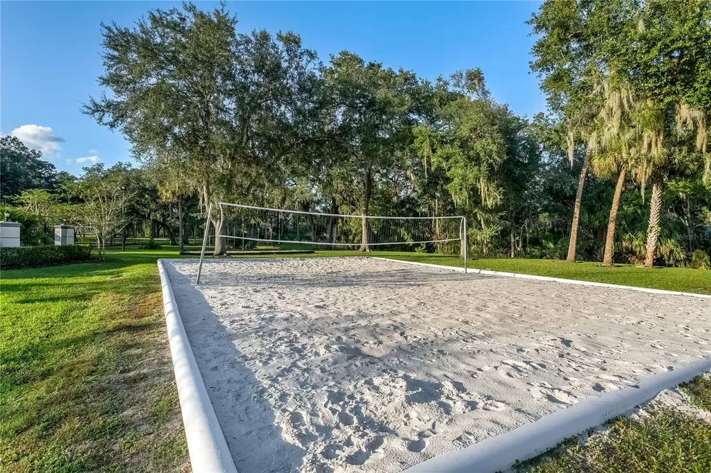9729 Cypress Shadow Avenue Tampa FL 33647
