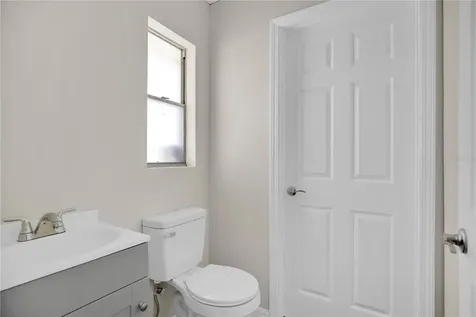 2422 S French Avenue Sanford FL 32771