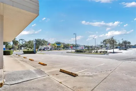 2422 S French Avenue Sanford FL 32771