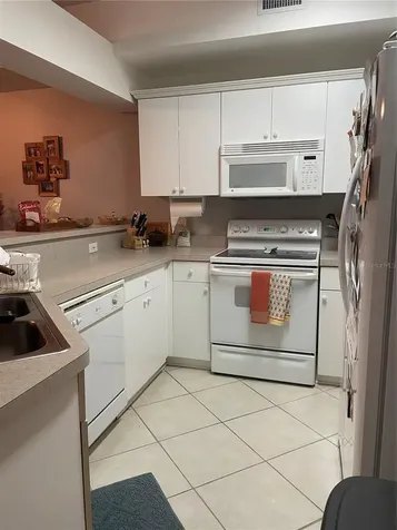 4945 NW 1st Place Gainesville FL 32607