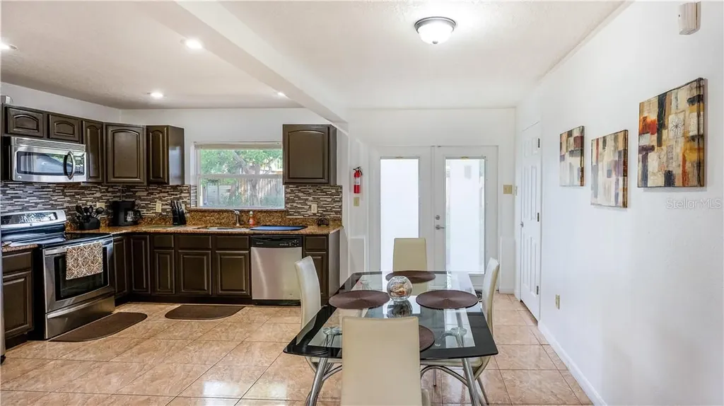 2721 Raeford Road Orlando FL 32806