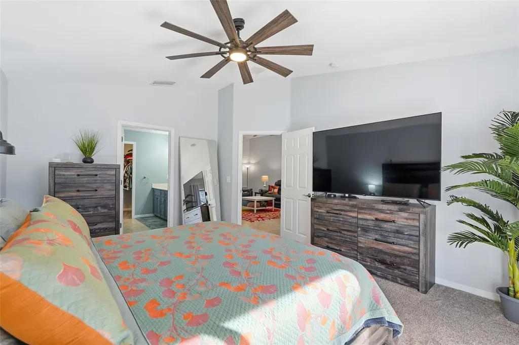 3418 72nd Drive E Sarasota FL 34243