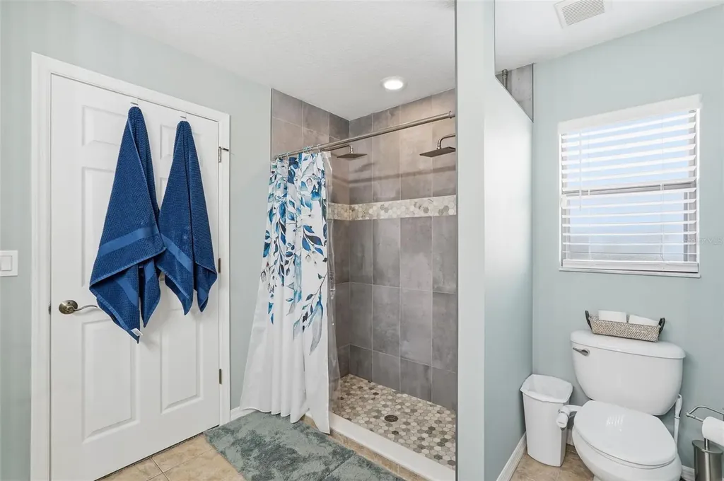 3418 72nd Drive E Sarasota FL 34243