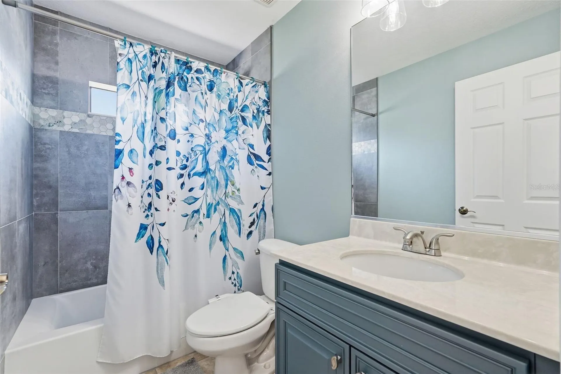 3418 72nd Drive E Sarasota FL 34243