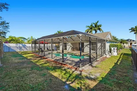 3418 72nd Drive E Sarasota FL 34243