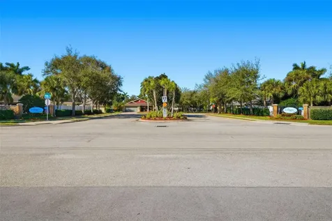 3418 72nd Drive E Sarasota FL 34243
