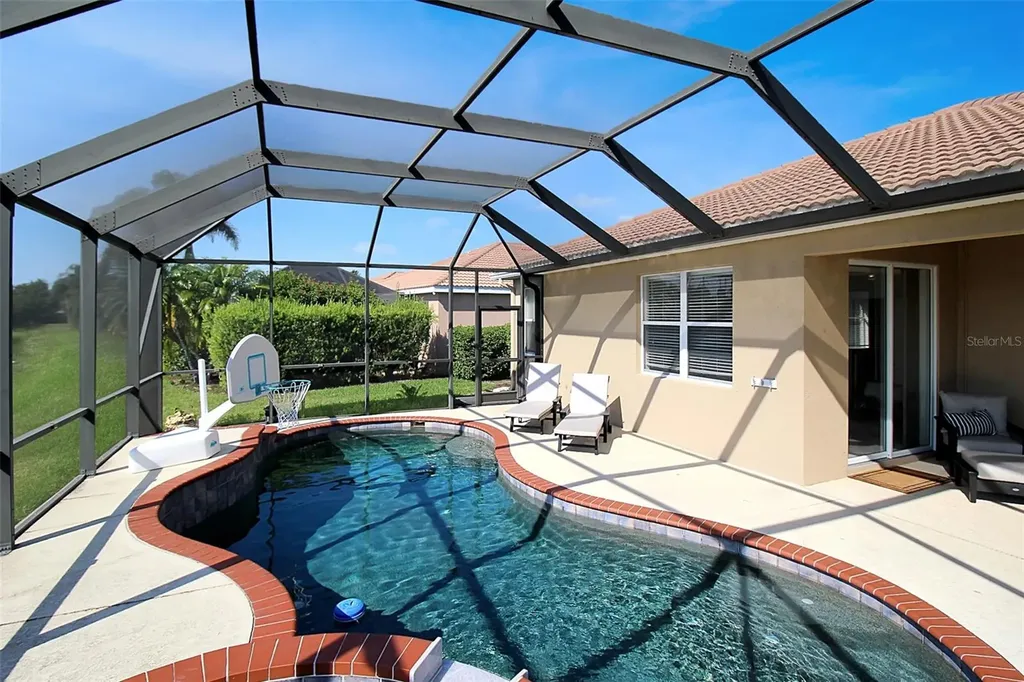 8820 Heritage Sound Drive Bradenton FL 34212