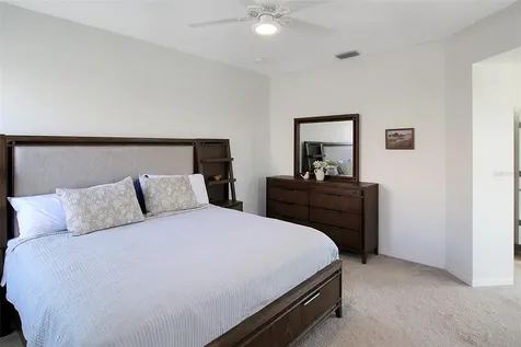 8820 Heritage Sound Drive Bradenton FL 34212