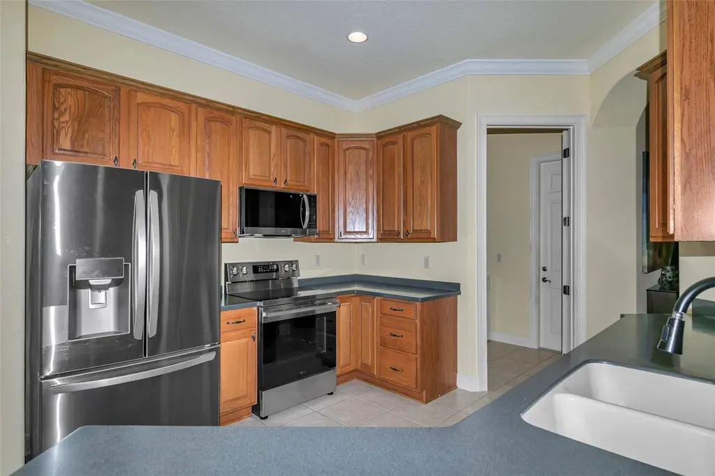 5203 Grove Manor Lady Lake FL 32159