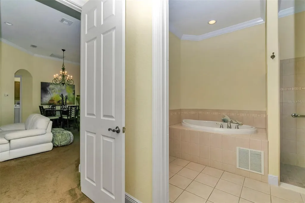5203 Grove Manor Lady Lake FL 32159