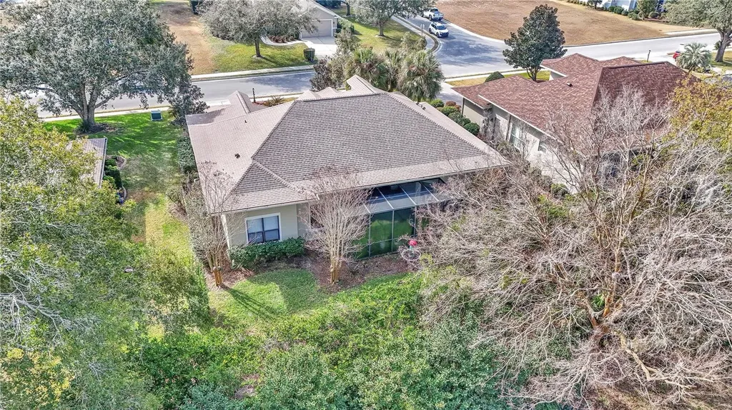 5203 Grove Manor Lady Lake FL 32159