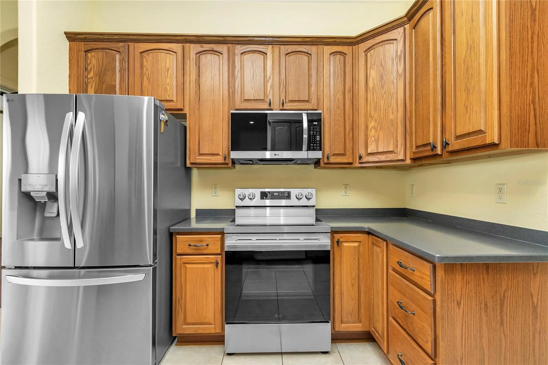 5203 Grove Manor Lady Lake FL 32159